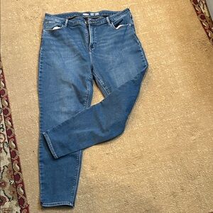 Old Navy Women's Built-in Warm Skinny Jeans in Blue